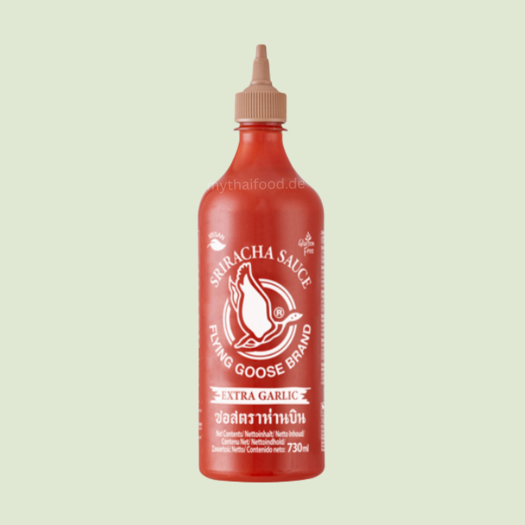 ซอสพริกศรีราชากลิ่นกระเทียมเจียว ตราห่านบิน 730ml